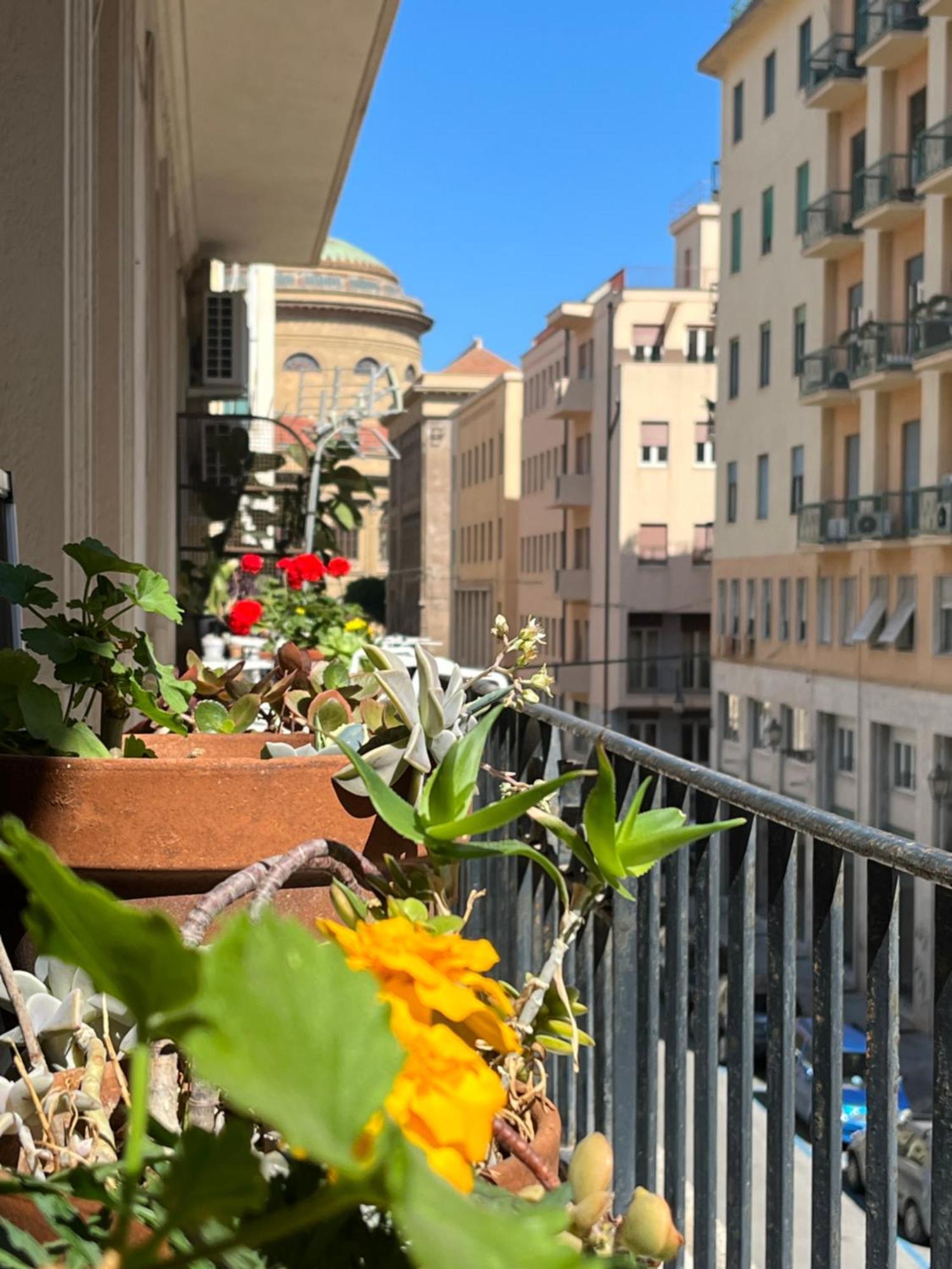 Hotel Donizetti 19 Palermo Exterior foto